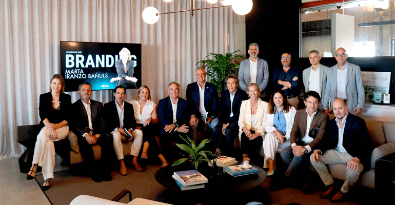 El poder del branding para reducir la rotación y reforzar el compromiso en las empresas de packaging protagoniza “Conexión CEO”